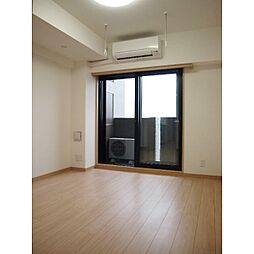 ルーブル川崎中丸子 6階1Kのリビング/ダイニング