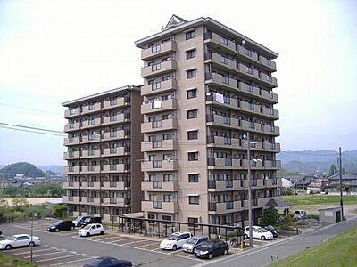 外観：豊岡で唯一のファミリー向け高層マンション！