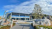 公立芸術文化観光専門職大学（1498m）