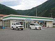 ファミリーマート 城崎湯島店（1854m）