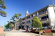 豊岡市立豊岡小学校（1369m）