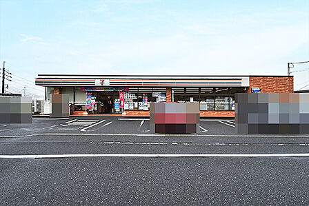 セブンイレブン 広島草津梅が台店:徒歩4分(約270m)