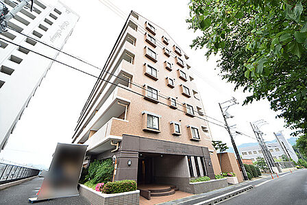 ラインズマンション皆賀 外観