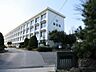 周辺：平和小学校特別支援学級あり。恵まれた自然環境を生かし、明るい校風、歌える学校、意欲的な児童活動から子どもたちの生きる力を育みます。 680m