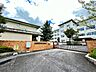 周辺：豊田市立井郷中学校 810m