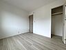 洋室：洋室5.2帖
