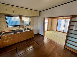 毛呂山町前久保南-おひさまハウス- 2DKのリビング/ダイニング