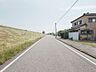 外観：前面道路含む現地写真