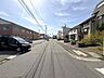 外観：前面道路含む現地写真