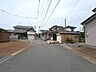 外観：前面道路含む現地写真