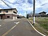 外観：前面道路含む現地写真