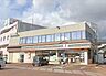 周辺：セブンイレブン 下越横越店 幹線道路沿いで立ち寄りやすく、駐車場も使いやすい便利な店舗。お弁当・スイーツ・コーヒーが充実し、日用品やATMなどのサービスも揃う、地域で使い勝手の良いコンビニです…