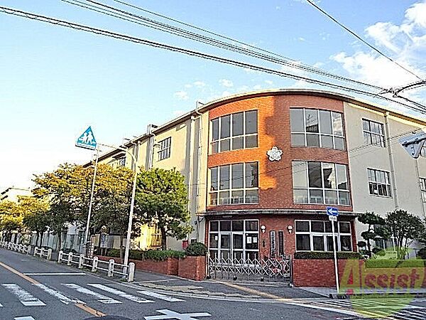 画像30:南桜塚小学校 147m