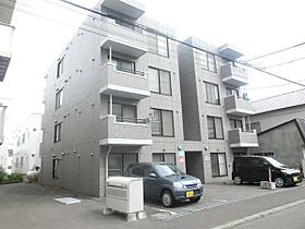 北海道札幌市北区麻生町6丁目（賃貸マンション1LDK・2階・30.52㎡） その1