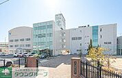 私立愛知医療学院大学 徒歩9分。 650m