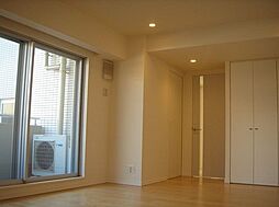 アビティ目黒 410 4階2LDKのリビング/ダイニング