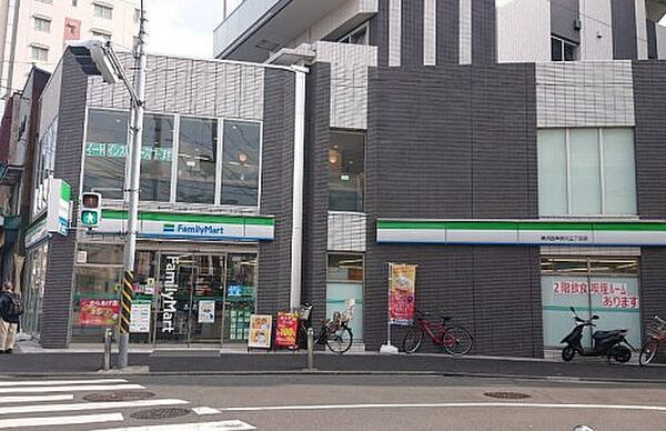 画像25:【コンビニエンスストア】ファミリーマート 横浜西神奈川三丁目店まで394ｍ