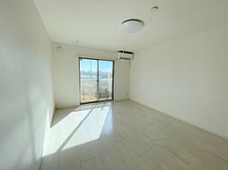 レーガベーネ渡里W 205号室 2階1Kのリビング/ダイニング