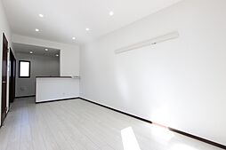 レーガベーネ真鍋 A棟 203号室 2階1LDKのリビング/ダイニング