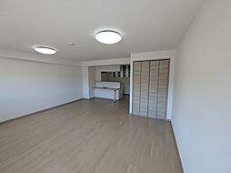 エクセラン阿見 301号室 3階2LDKのリビング/ダイニング