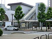 牛久駅（5100m）