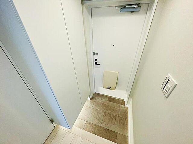 玄関 ライオンズマンション国立第8 4階/-