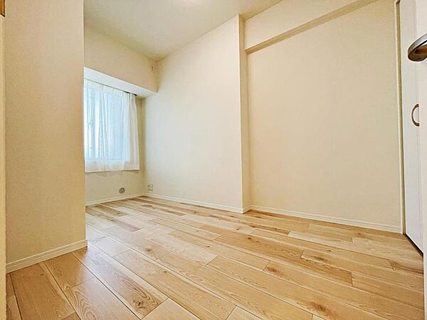 寝室を拡大表示