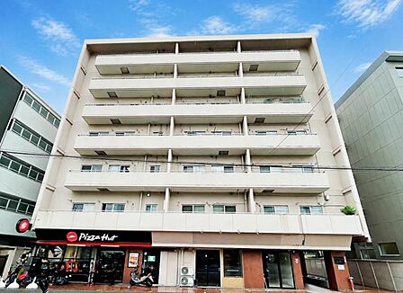 【約16帖の解放感あるLDK】【駅徒歩10分圏内】【バス停まで徒歩1分】【宅配ボックス有】