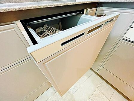 【食洗器】家事をお手伝いしてくれます。