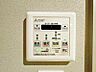 設備：【浴室乾燥・暖房機】雨の日も室内干しできます。