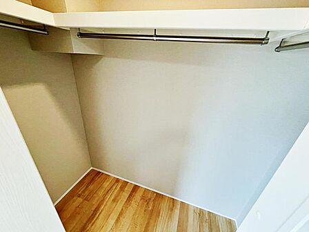 ウォークインクローゼット。全居室ウォークインクローゼットあり。