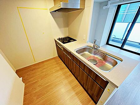 対面システムキッチン(浄水器・食洗器付き)※リフォームも承ります。