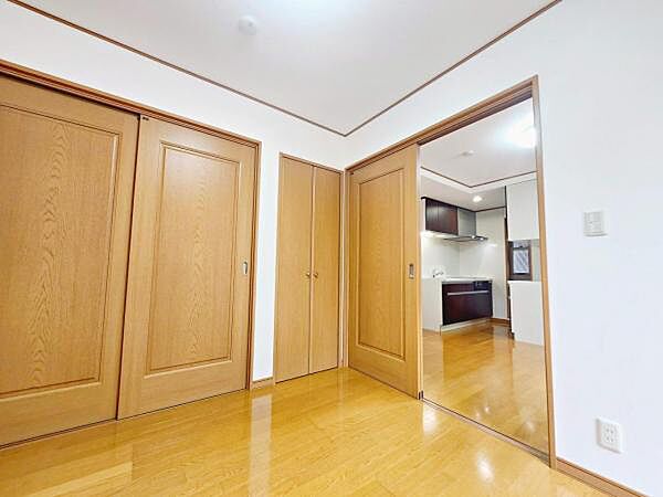 洋室を拡大表示