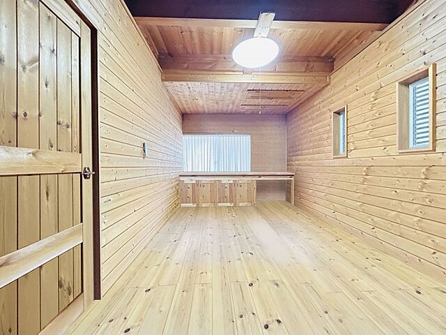 室内 熊本市中央区黒髪2丁目