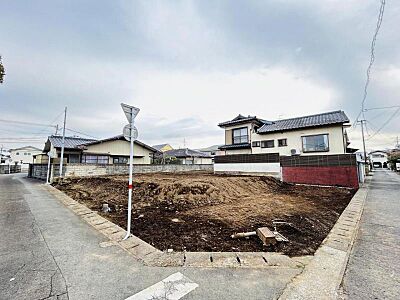 外観：164ｍ2の広々したお土地。更地渡しです！