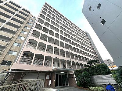 外観：熊本市健軍線「九品寺交差点」駅から徒歩約2分の立地！通勤通学アクセス良好です♪