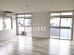 京王線 南平駅 徒歩3分の賃貸アパート 2階1Kのリビング/ダイニング