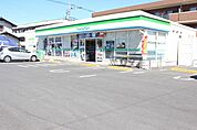 ファミリーマート日野神明店 491m