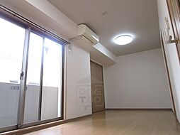 コクリコ富田 4階ワンルームのリビング/ダイニング