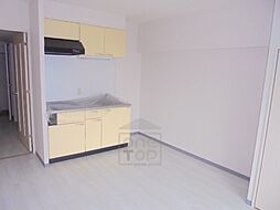 協同レジデンス摂津富田 302 3階ワンルームのリビング/ダイニング