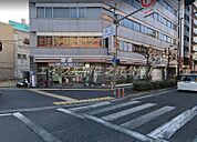 セブンイレブン大阪浜口東3丁目店 574m