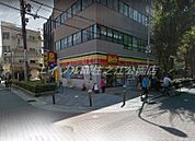 ニューヤマザキデイリーストア住吉大社駅前店 148m