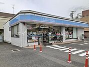 ローソン方違神社前店 433m