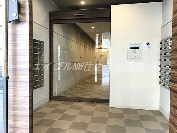 建物エントランス