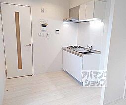 京都地下鉄東西線 石田駅 徒歩7分の賃貸アパート 3階1DKのリビング/ダイニング