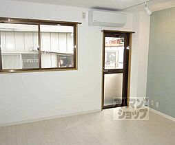 京阪本線 七条駅 徒歩4分の賃貸マンション 2階1Kのリビング/ダイニング