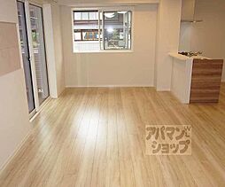 JR山陰本線 梅小路京都西駅 徒歩10分の賃貸マンション 1階2LDKのリビング/ダイニング