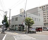 京都銀行 山科中央支店まで404m