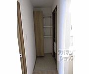 落ち着いた玄関です