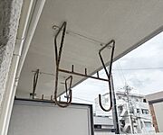 奥行きのある収納スペースが付いています